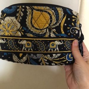 Vera Bradley make up pouch